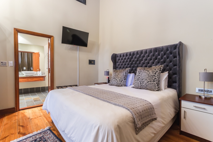 7 Bedroom Property for Sale in Cape Town City Centre Western Cape